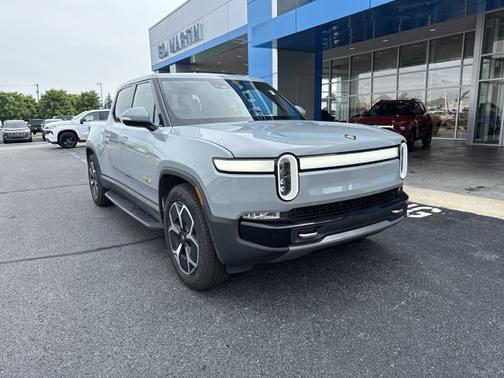 2022 Rivian R1T Adventure Package
