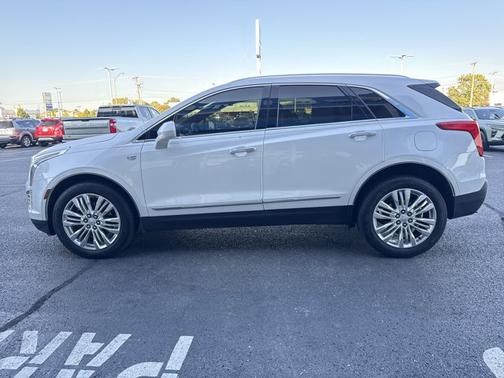 2017 Cadillac XT5 Premium Luxury FWD
