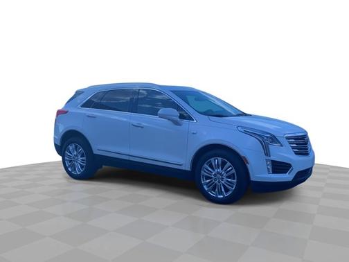 2017 Cadillac XT5 Premium Luxury FWD