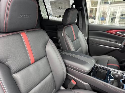 2026 Chevrolet Traverse FWD RS