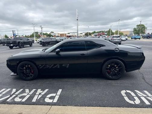 Pitch Black Clearcoat 2020 Dodge Challenger R/T Scat Pack