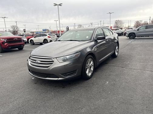 2013 Ford Taurus SEL