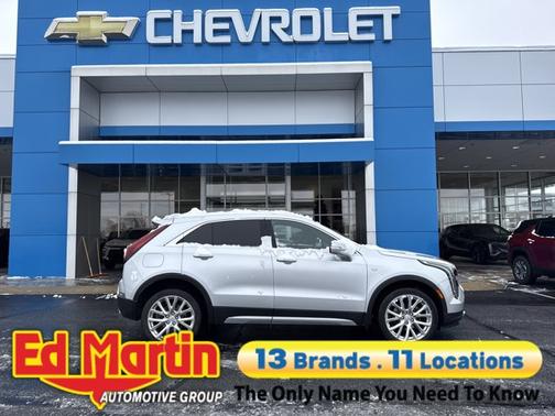 2022 Cadillac XT4 AWD Premium Luxury