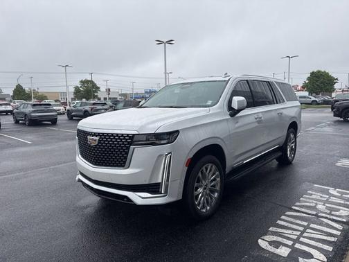 Crystal White Tricoat 2023 Cadillac Escalade ESV 4WD Premium Luxury