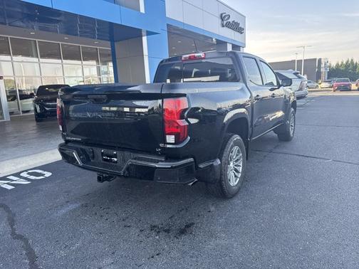 2024 Chevrolet Colorado 4WD LT