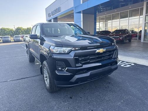 2024 Chevrolet Colorado 4WD LT