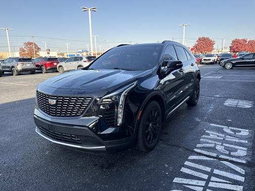 2023 Cadillac XT4 AWD Premium Luxury