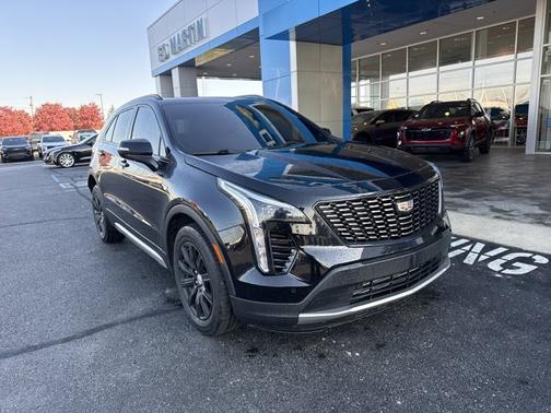 2023 Cadillac XT4 AWD Premium Luxury