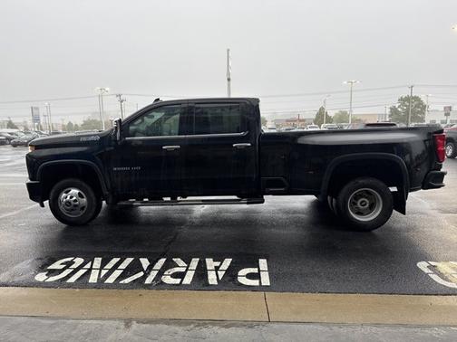 2022 Chevrolet Silverado 3500 High Country