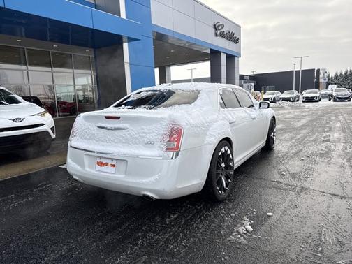 2014 Chrysler 300 Base