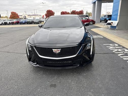2025 Cadillac CT5 Sport