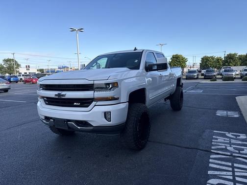 2018 Chevrolet Silverado 1500 2LT