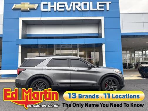 2025 Ford Explorer ST