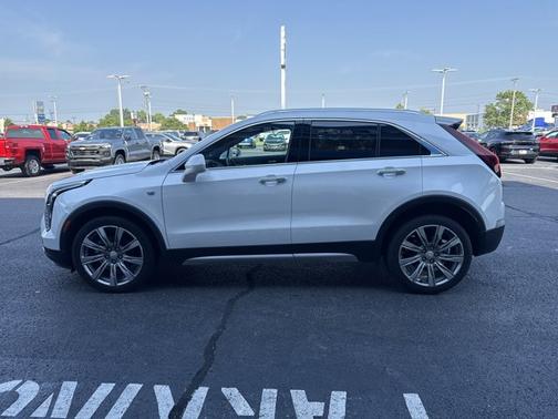 2019 Cadillac XT4 FWD Premium Luxury