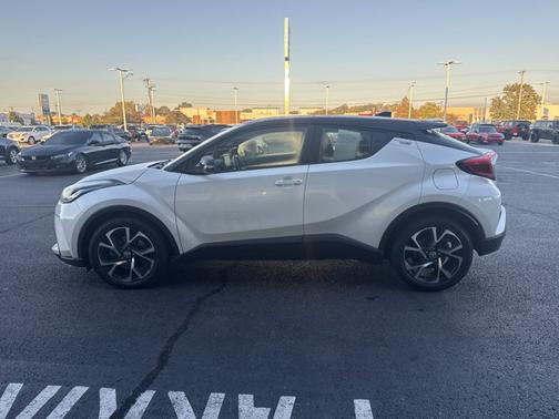 2020 Toyota C-HR XLE
