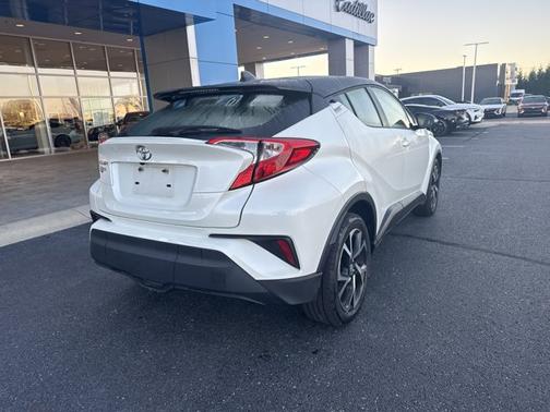 2020 Toyota C-HR XLE