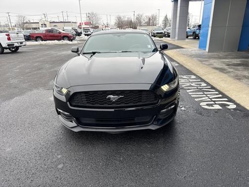 2017 Ford Mustang V6