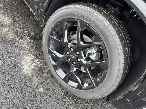 2026 Chevrolet Traverse FWD RS