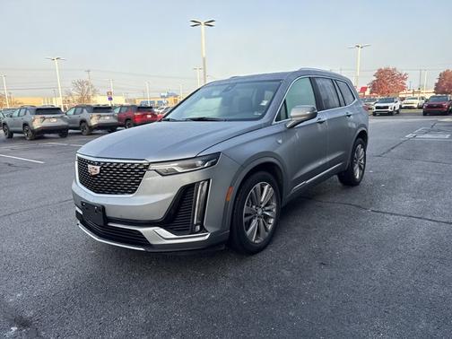 2025 Cadillac XT6 AWD Premium Luxury