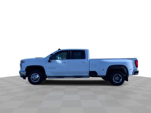 2022 Chevrolet Silverado 3500 LT