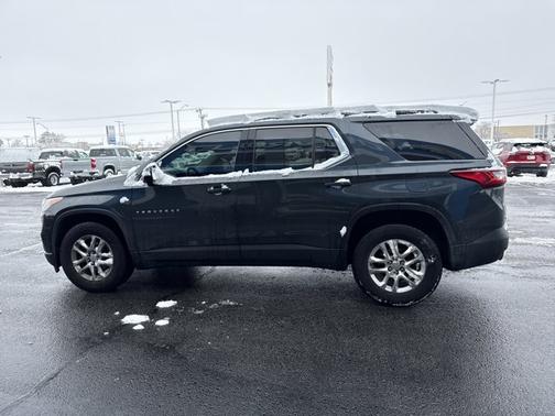 2020 Chevrolet Traverse LT Cloth