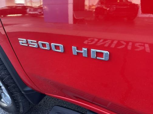 2024 Chevrolet Silverado 2500 Custom