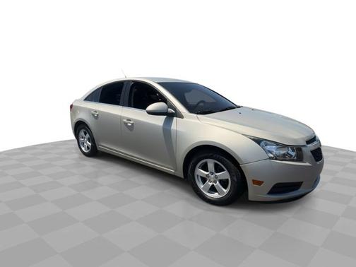 Champagne Silver Metallic 2014 Chevrolet Cruze 1LT