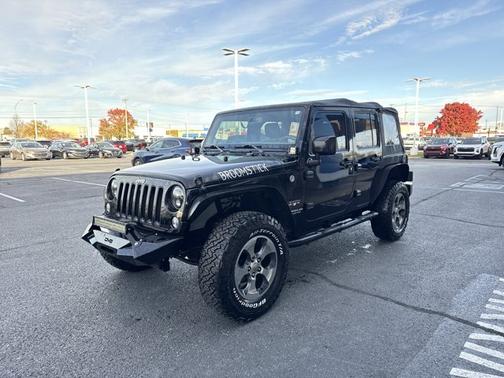 2016 Jeep Wrangler Unlimited Sahara