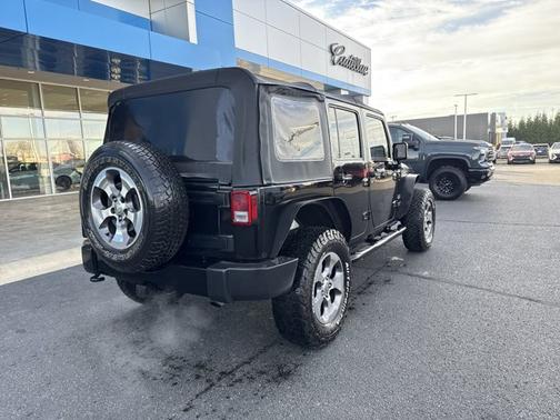 2016 Jeep Wrangler Unlimited Sahara