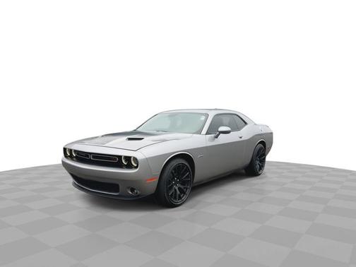 2015 Dodge Challenger R/T Plus