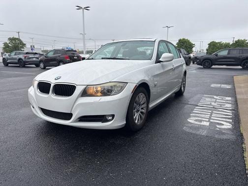 Alpine White 2009 BMW 328 i xDrive