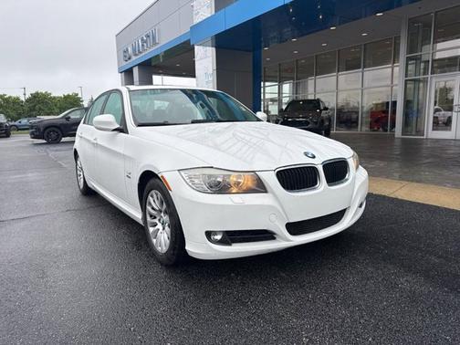 Alpine White 2009 BMW 328 i xDrive