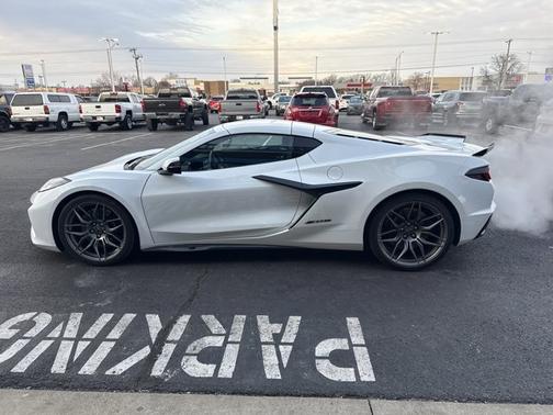 2023 Chevrolet Corvette 1LZ