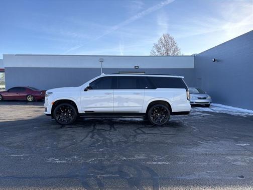 2024 Cadillac Escalade ESV 4WD Sport Platinum