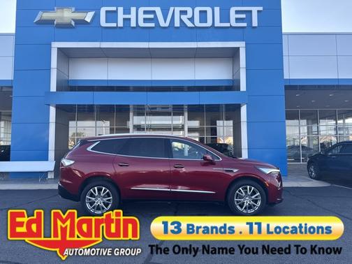 2023 Buick Enclave Essence