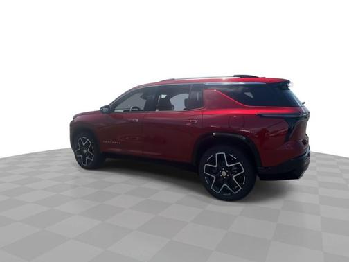 Radiant Red Tintcoat 2026 Chevrolet Traverse FWD High Country