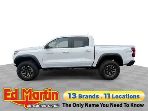 Summit White 2026 Chevrolet Colorado 4WD ZR2