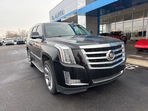 2016 Cadillac Escalade Luxury Collection