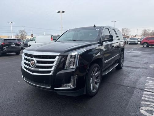 2016 Cadillac Escalade Luxury Collection