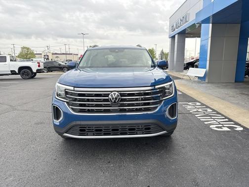 2025 Volkswagen Atlas 2.0T SE