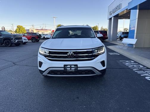 2022 Volkswagen Atlas 3.6L V6 SE w/Technology