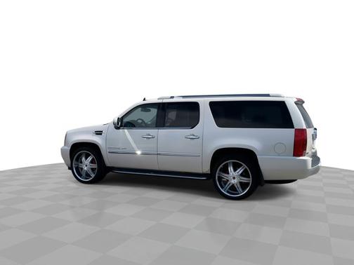 2011 Cadillac Escalade ESV Luxury