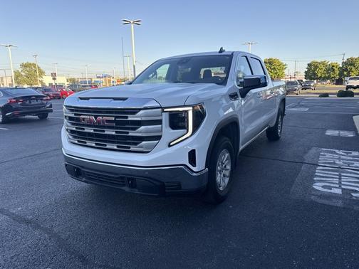 2024 GMC Sierra 1500 SLE
