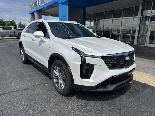 2025 Cadillac XT4 AWD Premium Luxury