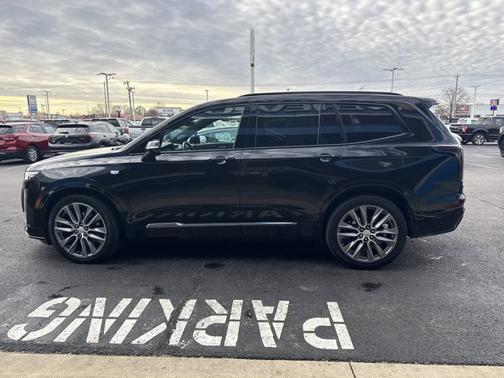 2021 Cadillac XT6 Sport