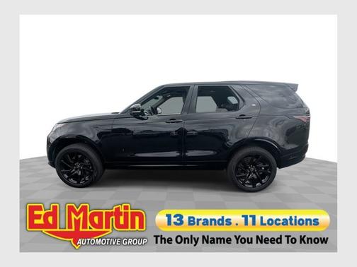 Black 2023 Land Rover Discovery S R-Dynamic