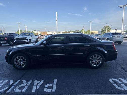 2010 Chrysler 300 Touring Signature
