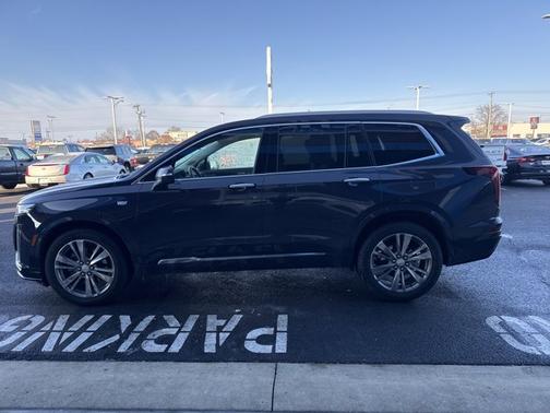 2025 Cadillac XT6 AWD Premium Luxury