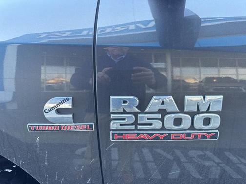 Granite Crystal Metallic Clearcoat 2016 RAM 2500 Laramie