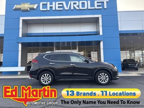2017 Nissan Rogue SV